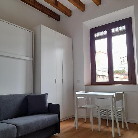 Flat In Milano, Porta Romana Екстериор снимка